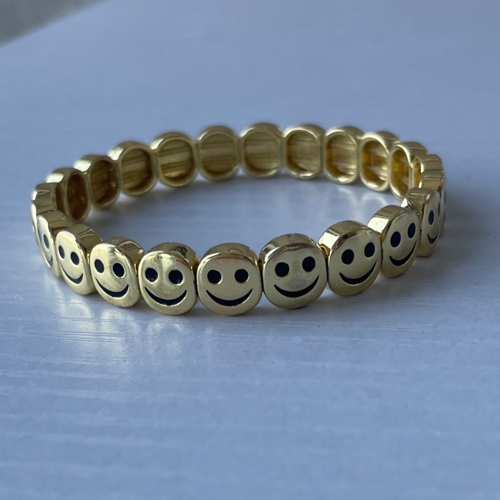 Lisa Gozlan Smile Bracelet